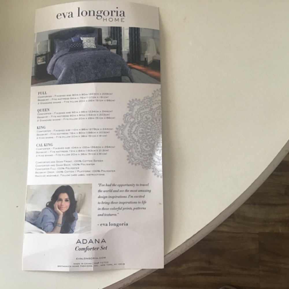Designer Comforter Set - Picture 2 of 3
